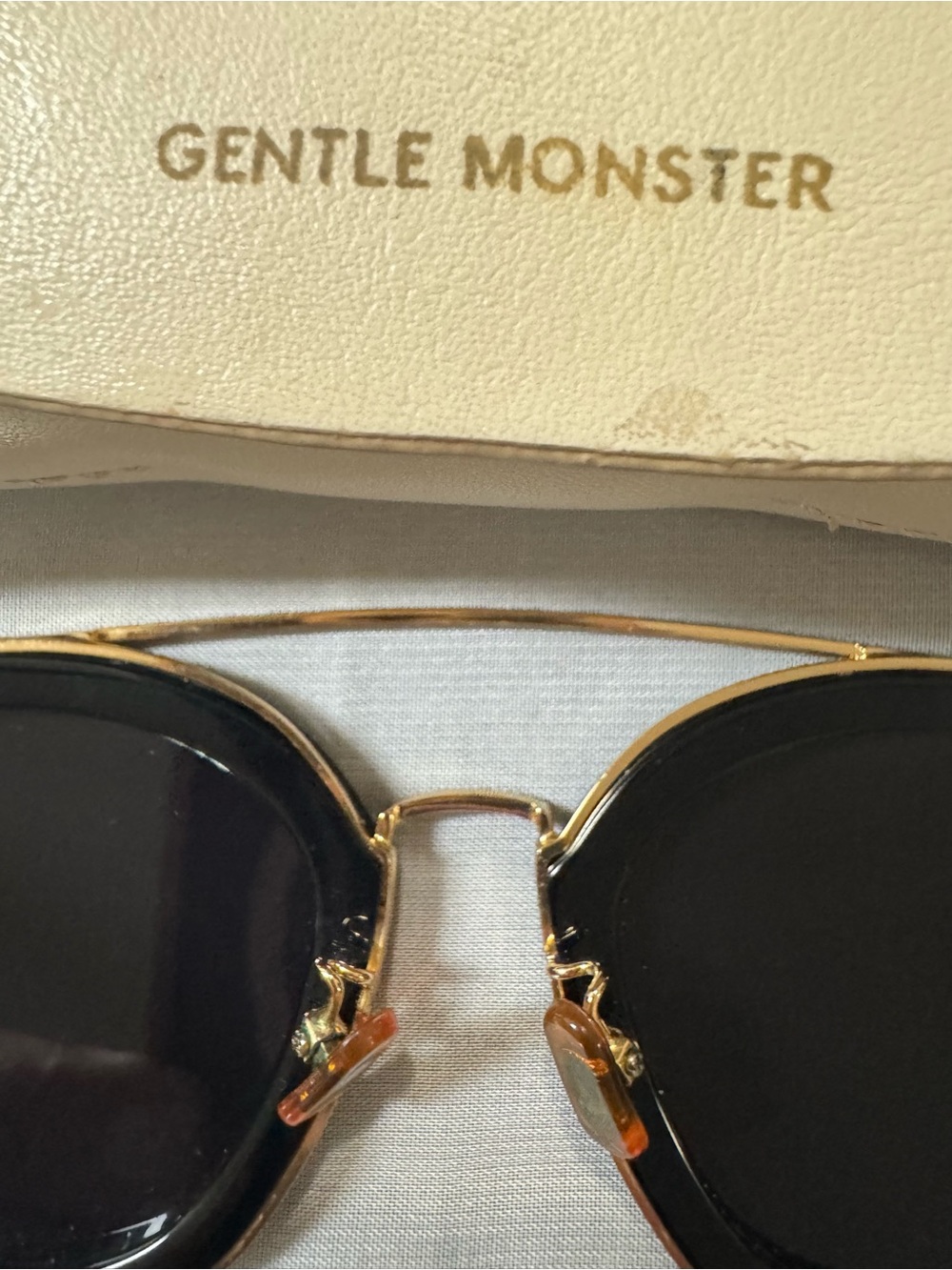 🕶️ GENTLE MONSTER x Tilda Swinton Collaboration Sunglasses w/case-Pre-loved/EUC - Picture 8 of 14